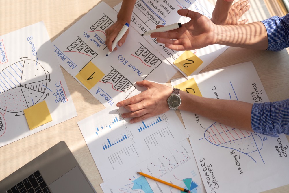 Creating Knowledge Graphs
